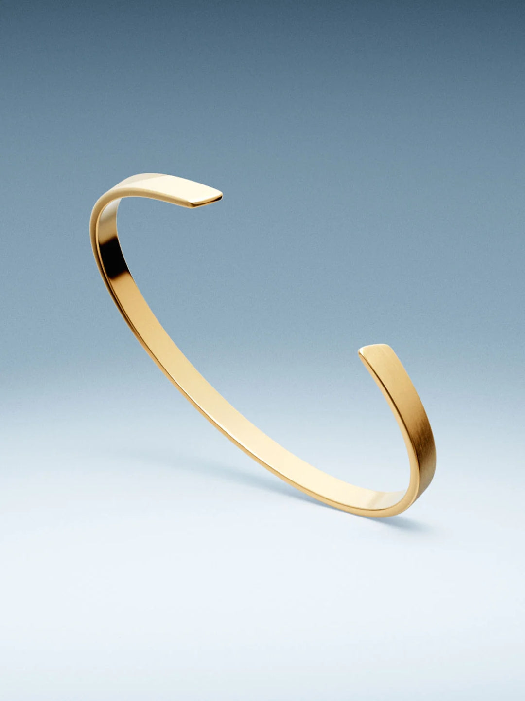 Bracelete Cuff Essential de Aço com Banho em Ouro 18k